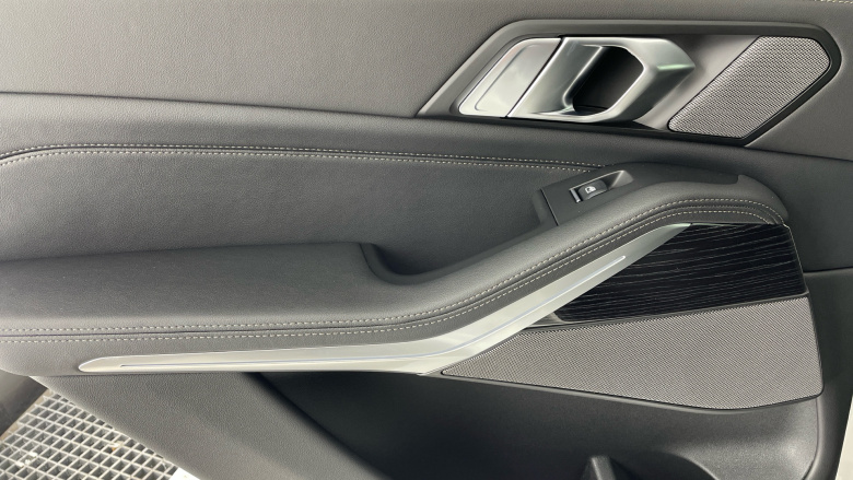 BMW X5 xDrive30d MHT M Sport 5dr Auto Diesel Estate